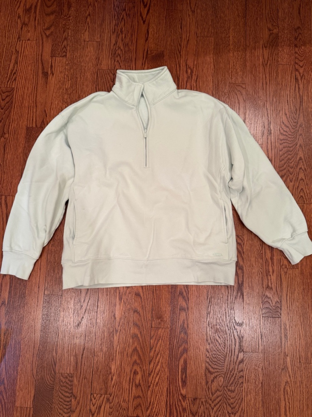 Aritzia Women's Quarter-Zip Pullover Sweatshirt - Light Mint